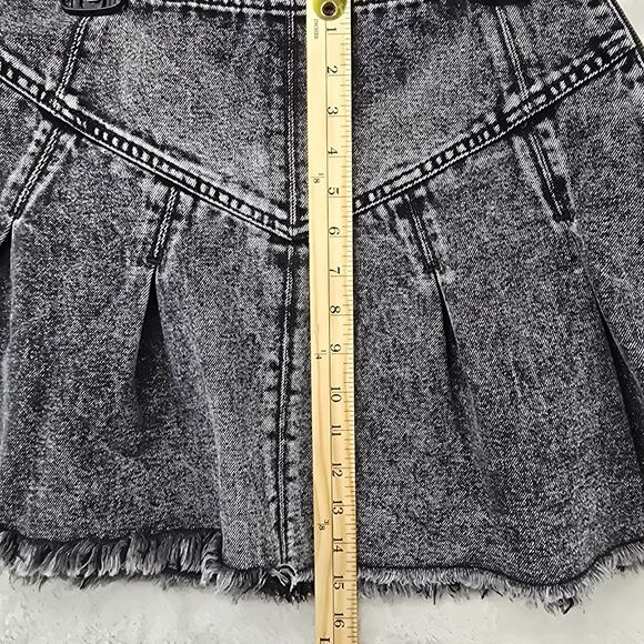 Free People We The Free Black Denim Faded Pleated Skirt Distressed Y2K Grunge - Picture 8 of 8
